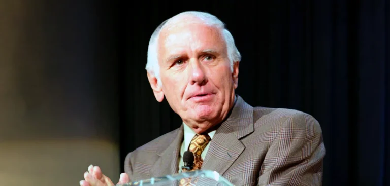 Jim Rohn: Liderazgo Inspirador y Filosofía de Vida en Network Marketing